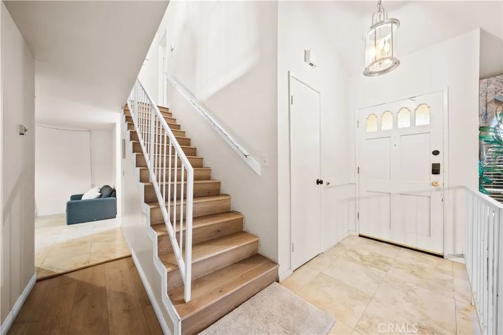 691 S Sally Lee Ave, Azusa, California 91702 home-pic-16